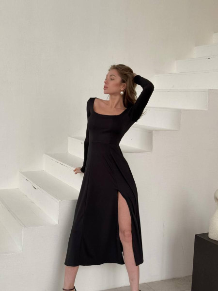 Базова сукня розріз 