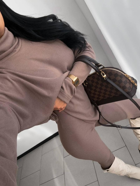 Костюм з начосом 