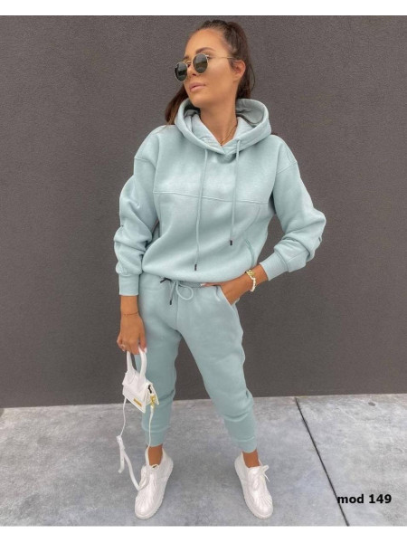 Теплий якісний спортивний костюм 