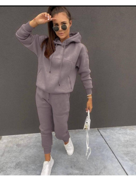 Теплий якісний спортивний костюм 