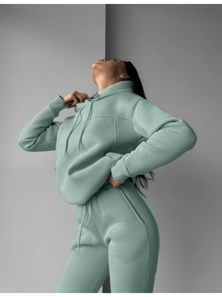 Теплий якісний спортивний костюм 