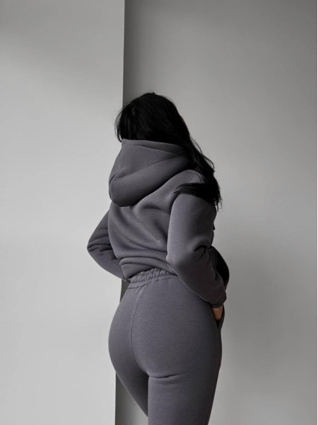 Теплий якісний спортивний костюм 