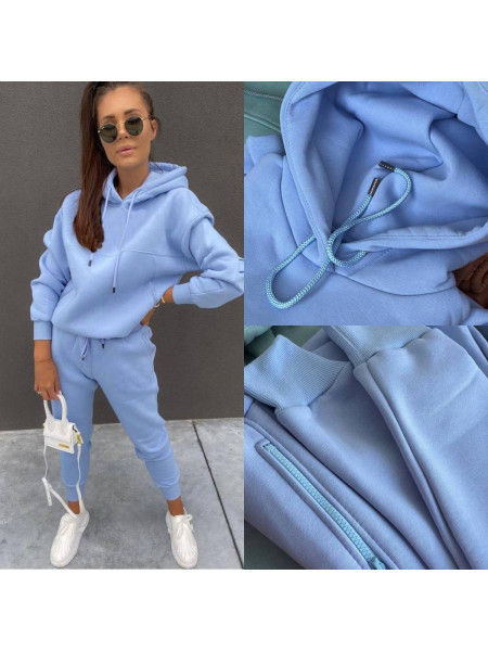 Теплий якісний спортивний костюм 