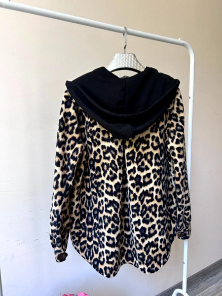 Флісова леопардова сорочка з капюшоном 