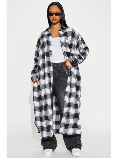 Секретний зв'язок: Довга картата сорочка