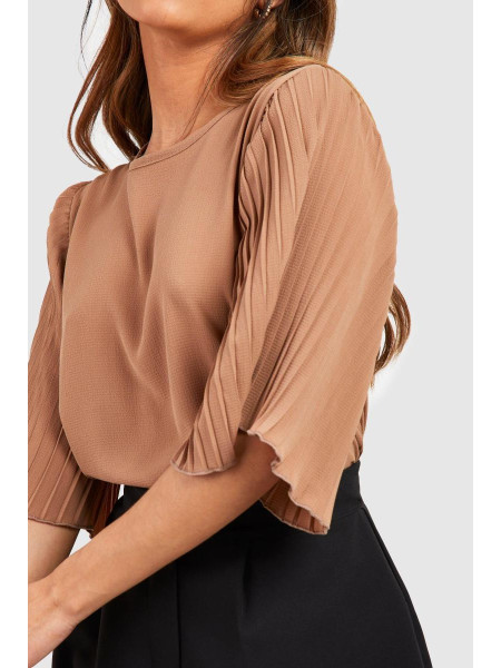 Верблюжа блуза зі складками