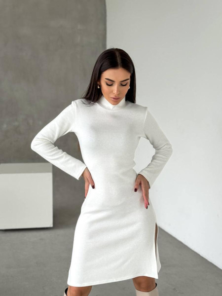 Ангорова сукня з поясом 