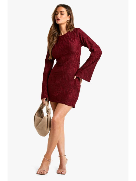 Текстурована міні-сукня з розкльошеними рукавами