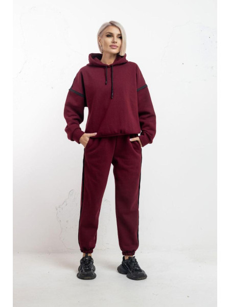 Спортивний костюм окантовка 