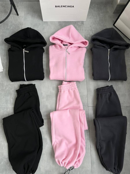 Базовий спортивний костюм 