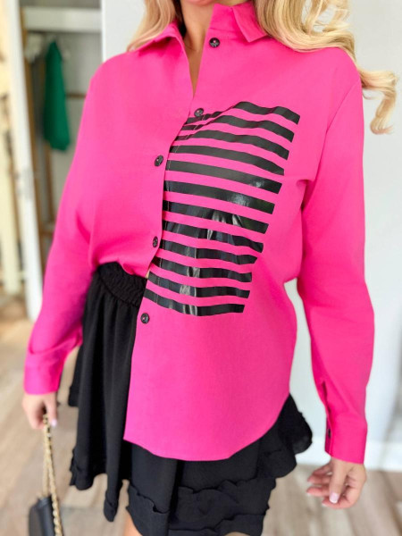 Сорочка з чорними горизонтальними смугами 