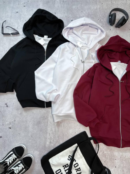 Кофта на блискавці 