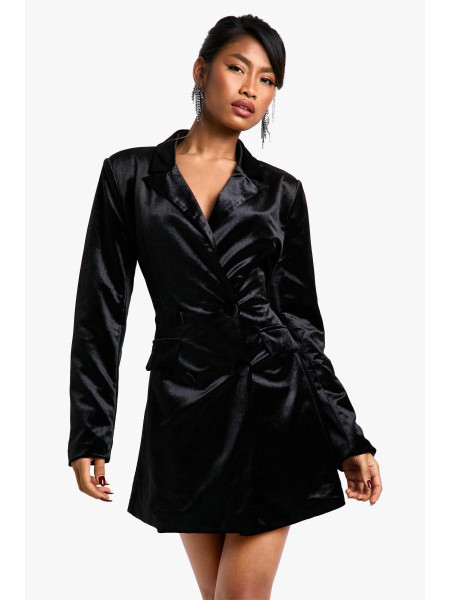 Сукня з оксамитового піджака зі структурованою талією