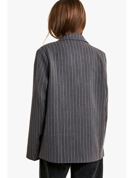 Двобортний піджак великого розміру в смужку