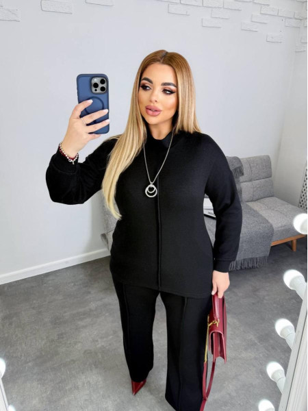 Ангоровий брючний костюм з кулоном 