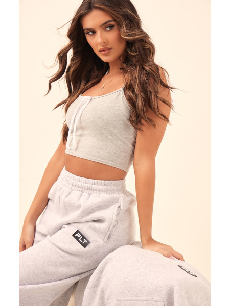 PRETTYLITTLETHING Попелясто-сірий бейдж з прямими ногами