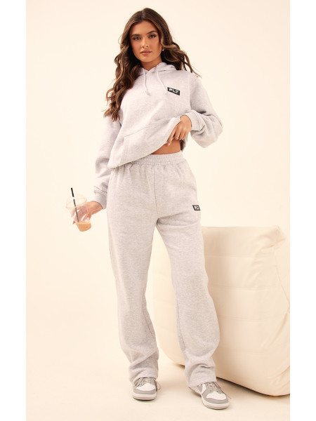 PRETTYLITTLETHING Попелясто-сірий бейдж з прямими ногами