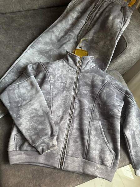 Спортивний костюм 