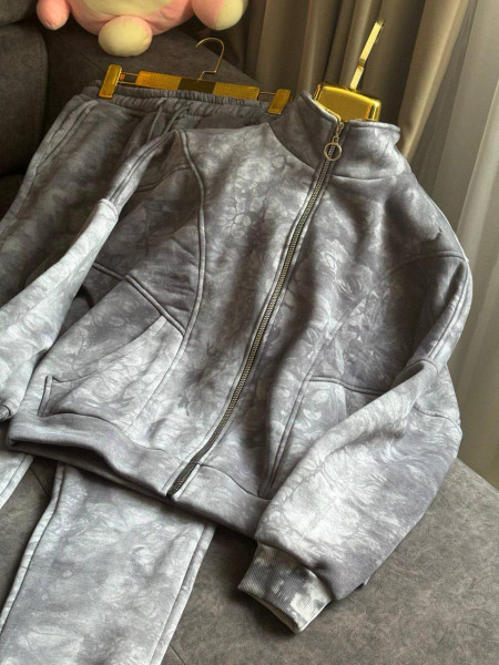 Спортивний костюм 