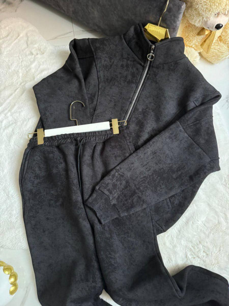 Спортивний костюм 