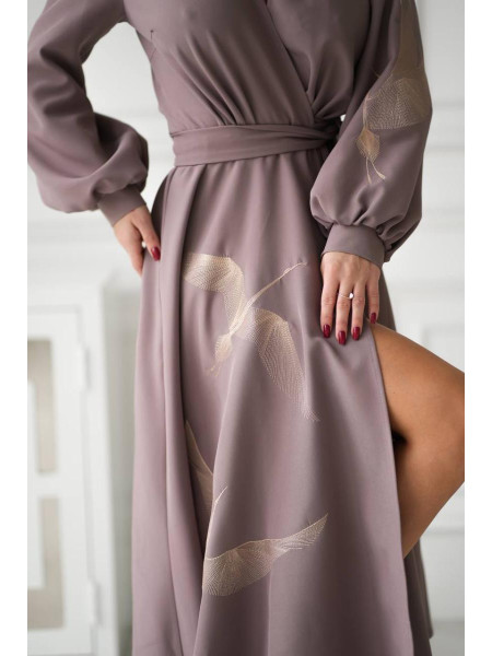 Сукня з вишивкою птахи 