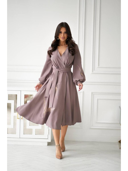 Сукня з вишивкою птахи 