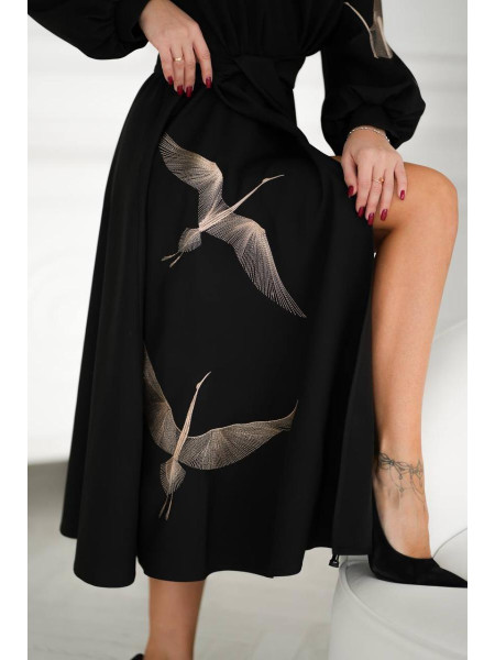 Сукня з вишивкою птахи 