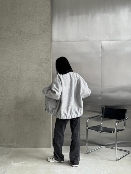 Бомбер на весну 