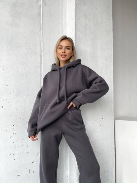 Базовий спортивний костюм 