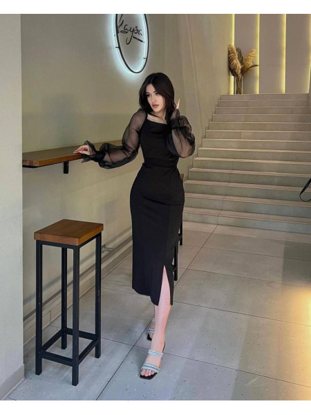 Чорна сукня з сіткою 