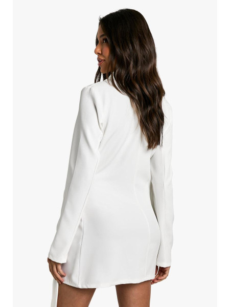 Оберніть драпірування фронтового плаття з блейзера