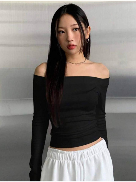 Кофта з відкритими плечима 