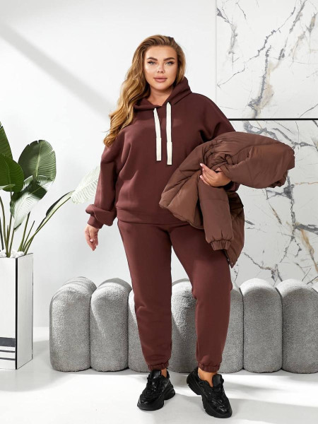 Спортивний костюм не скатується 