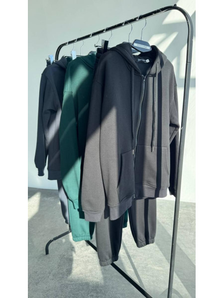 Спортивний базовий якісний 