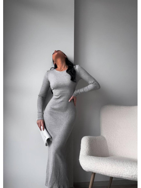 Ангорова сукня відкрита спинка 