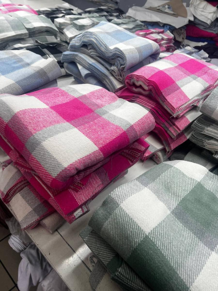 Сорочка кашемірова в клітинку 