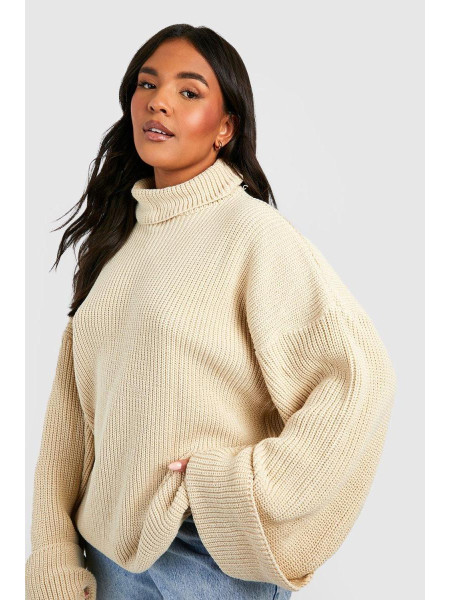 Плюс трикотажний джемпер з глибокими манжетами