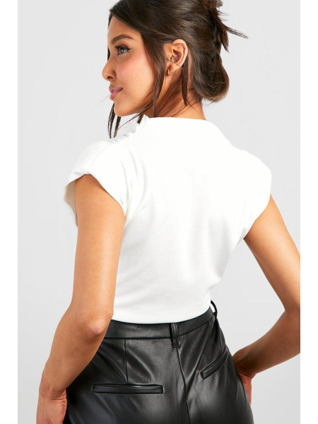 Блуза на плечах із крепового ковпака кольору слонової кістки