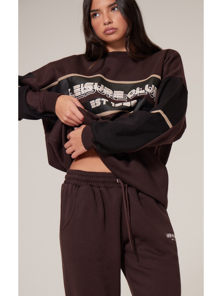 Темно-коричневий світшот із вишивкою клубу відпочинку