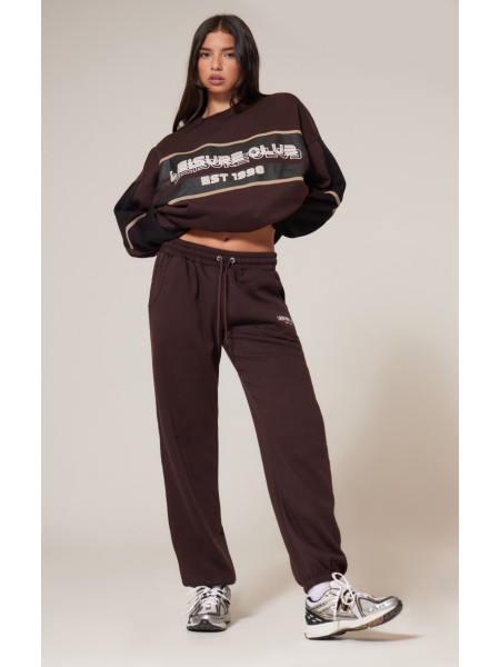 Темно-коричневий світшот із вишивкою клубу відпочинку