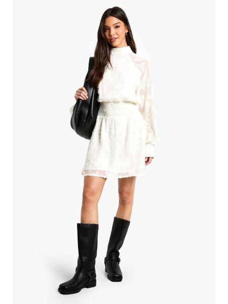 Вигорання квіткової сукні для фігуристів з високою шиєю