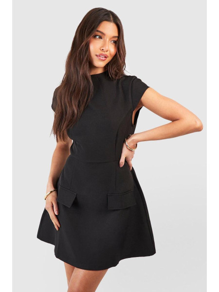 Структурована міні-сукня з високим вирізом