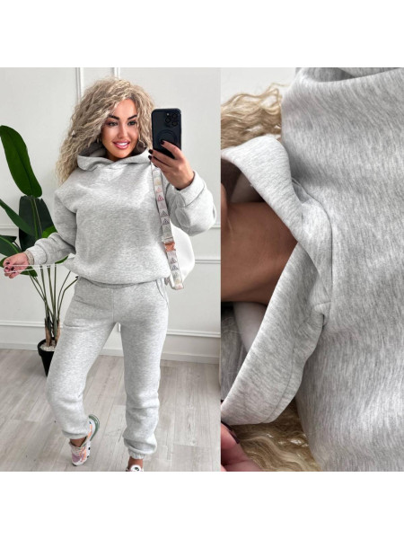 Спортивний базовий жіночий костюм 20/27