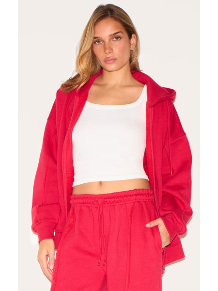 Червоний негабаритний блискавка через балахон деталей шва