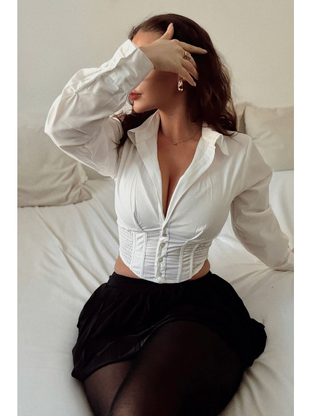 Нескінченні розмови: Корсетна сорочка