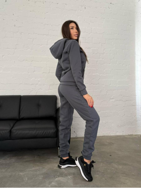 Спортивний костюм на хутрі 