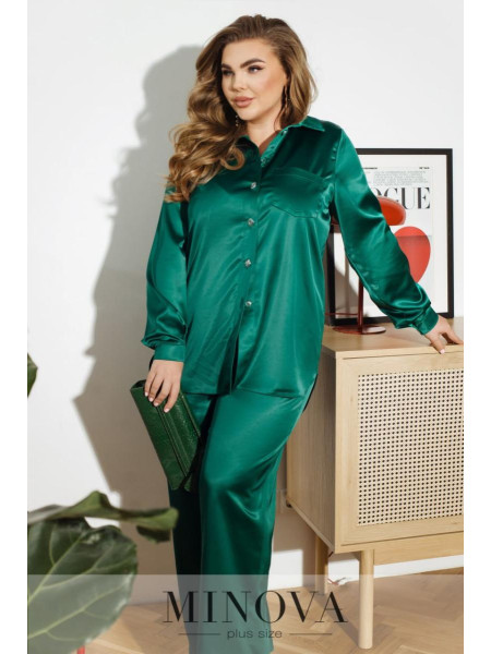 Святковий костюм із шовку 