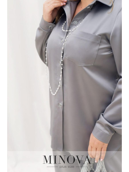 Святковий костюм із шовку 