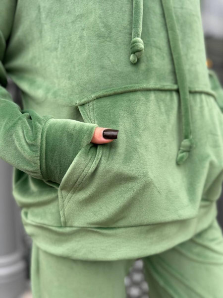 Велюровий костюм на хутрі 