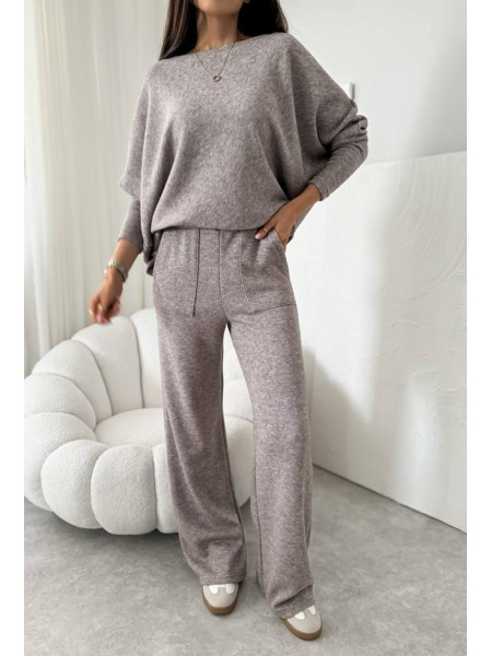 Брючний костюм з ангори 